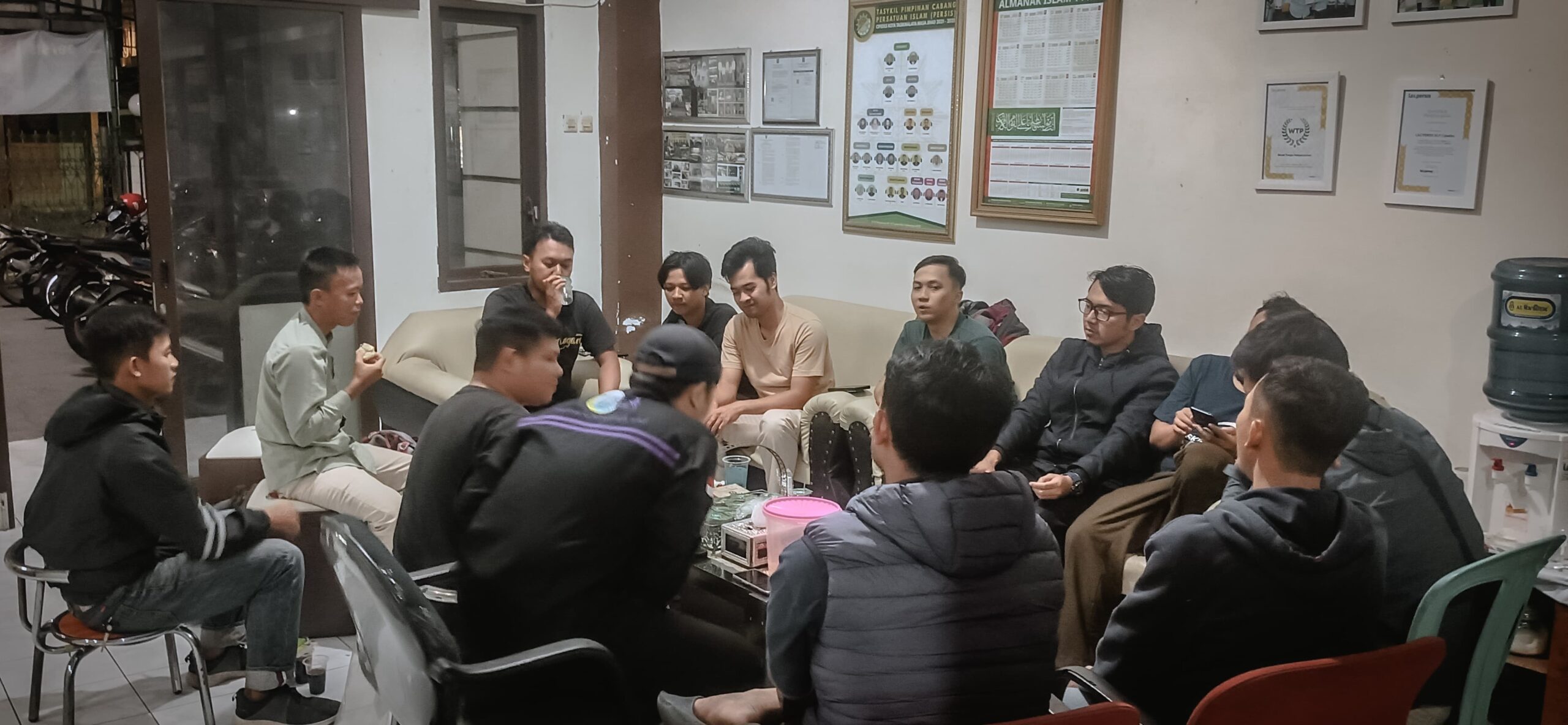 Mengokohkan Kader dan Gerakan, PD Pemuda Persis Kota Tasikmalaya Lakukan Pembinaan ke PC Cipedes