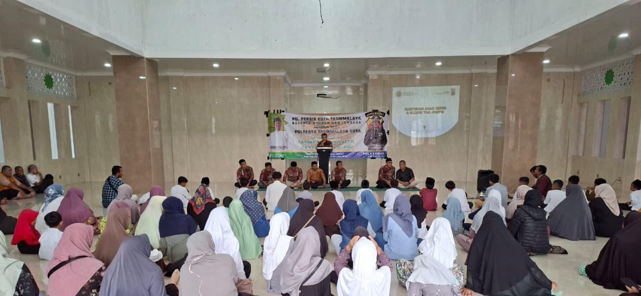 Polres Tasikmalaya dan PD Persis Gelar Santunan Yatim dan Dhuafa di Persis Center